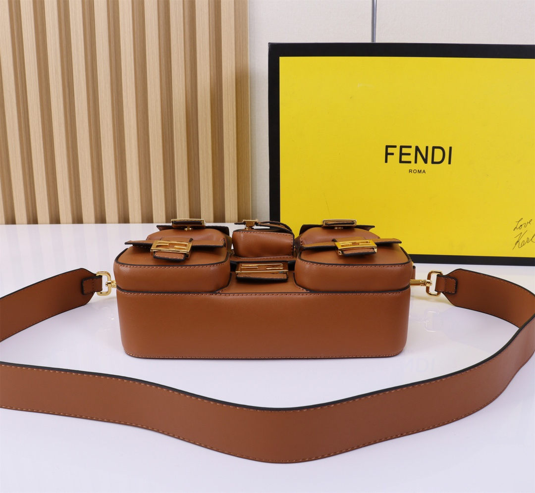 Fendi Baguette Multi-Pocket Handbag