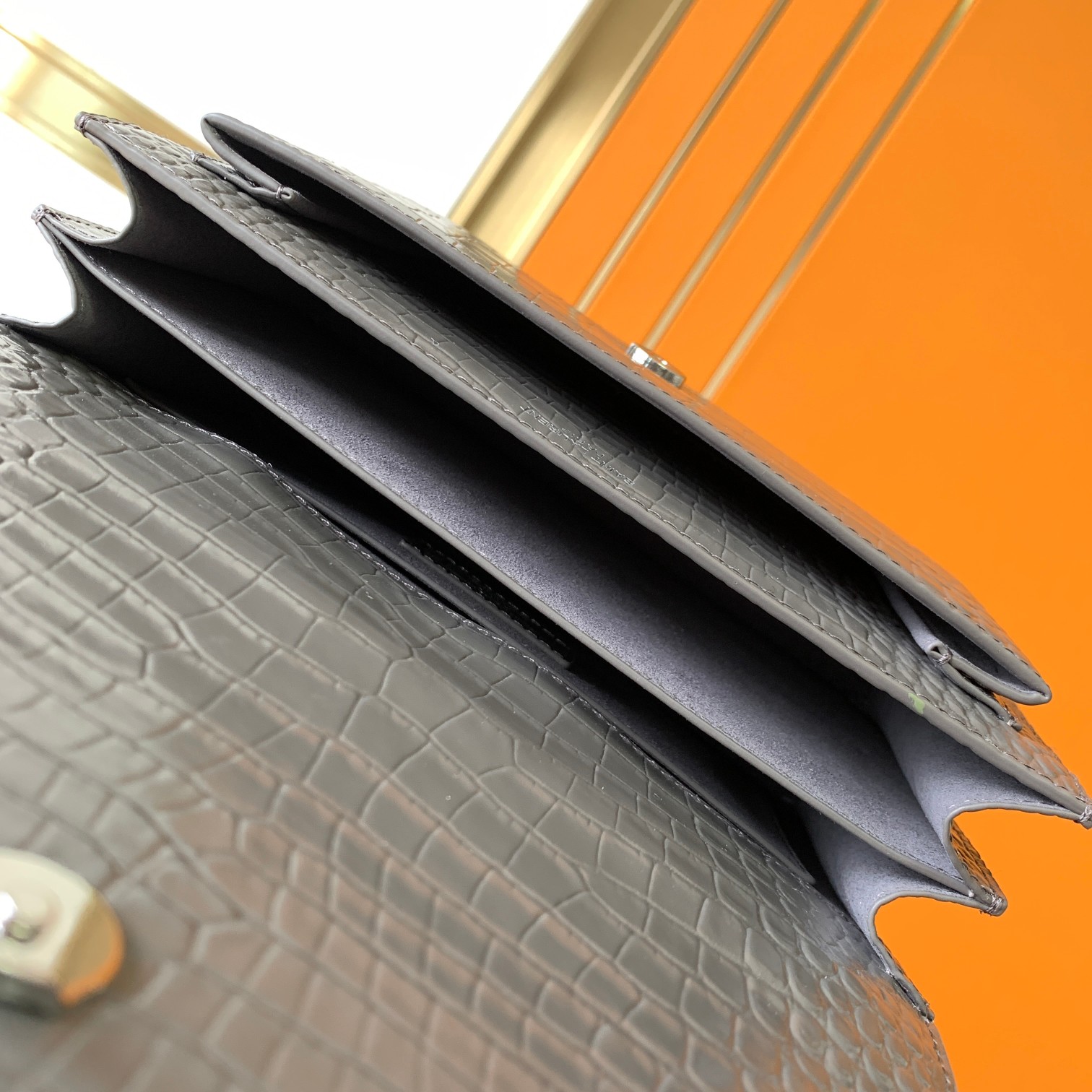 Saint Laurent Classic Chain Shoulder/Crossbody Bag for Women