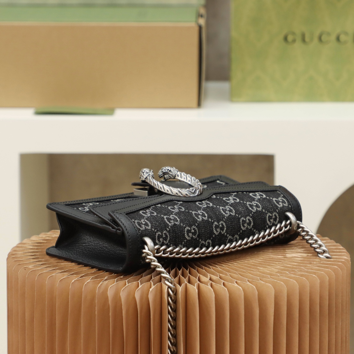 Gucci First-Layer Cowhide Crossbody/Shoulder Bag