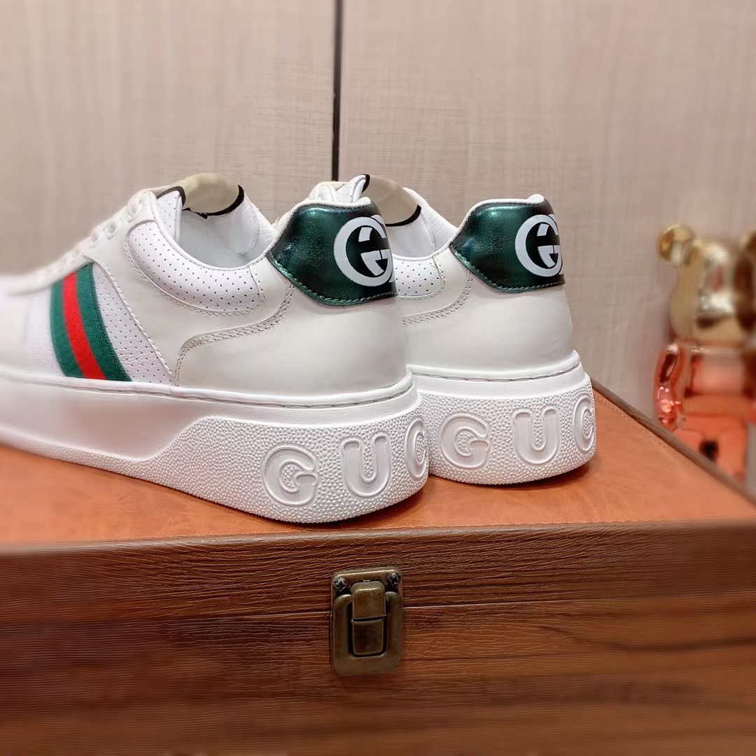 GUCCI Sneakers