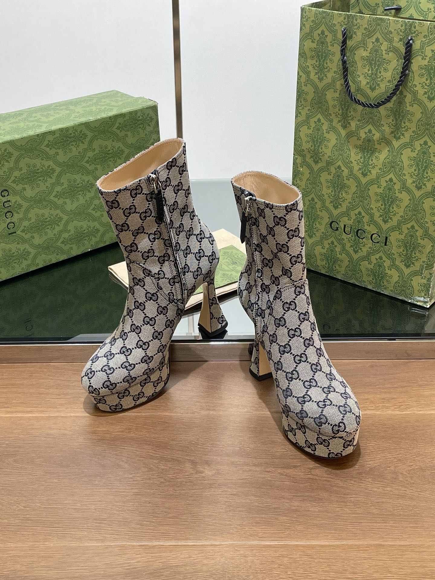 Gucci High-Heel Thick-Soled Platform Waterproof Boots