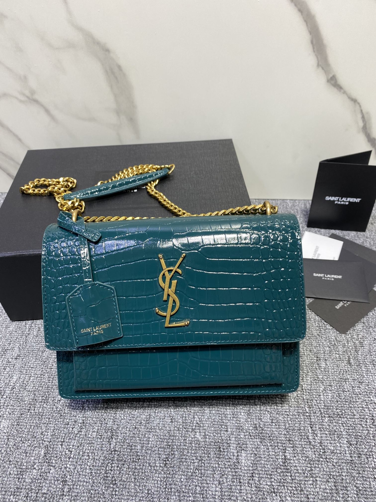 Saint Laurent Classic Chain Shoulder/Crossbody Bag for Women
