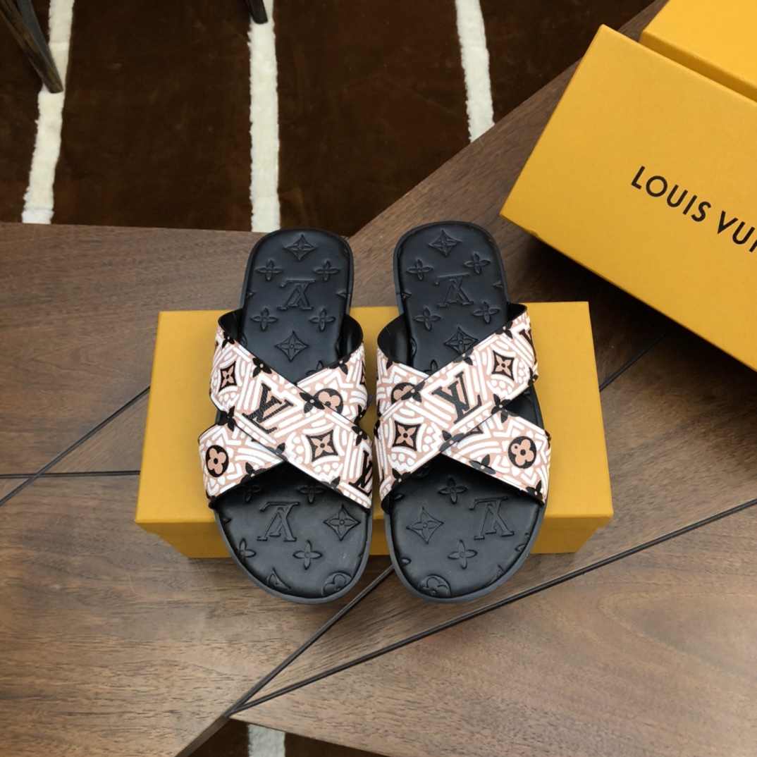 LV Fashionable Classic Versatile Leather Slippers
