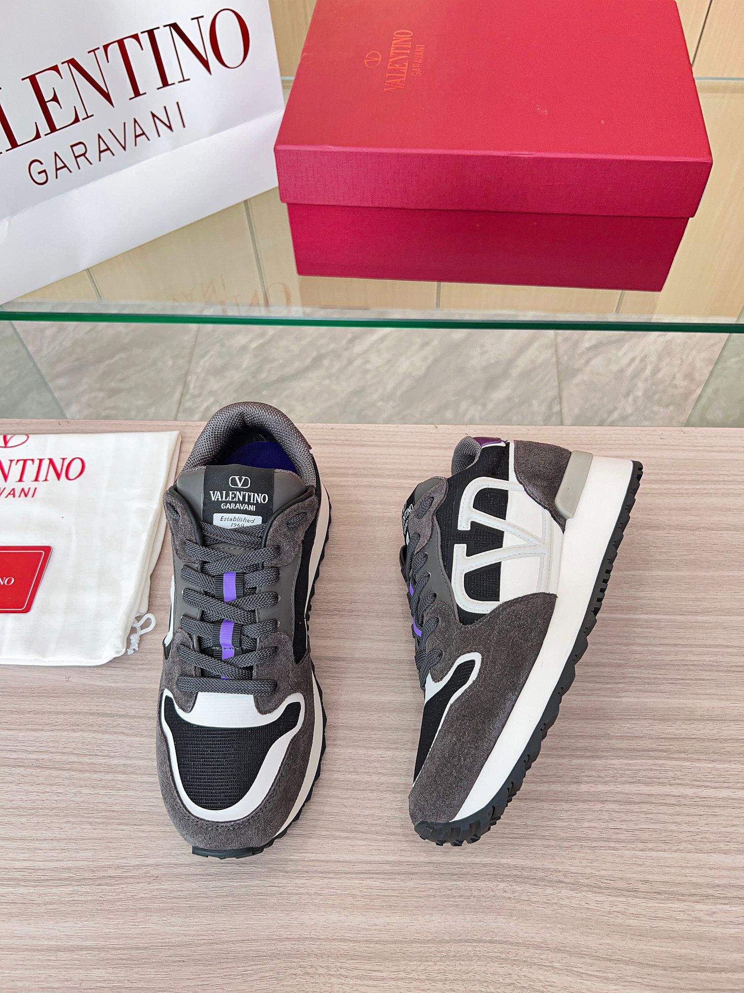 Valentino's New Casual & Trendy Couples' Sneakers