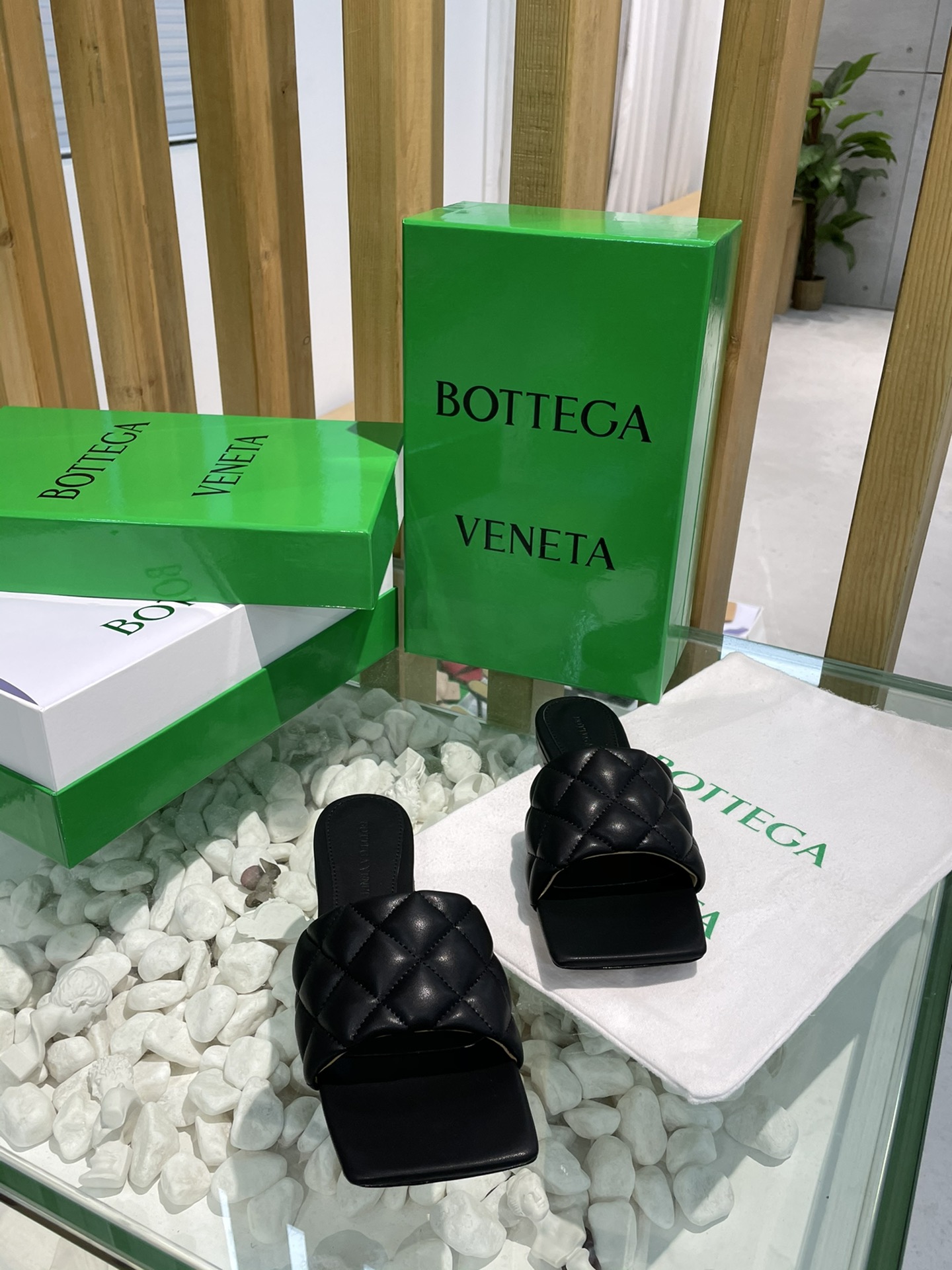 Bottega Veneta Rhombus flat-bottomed slippers