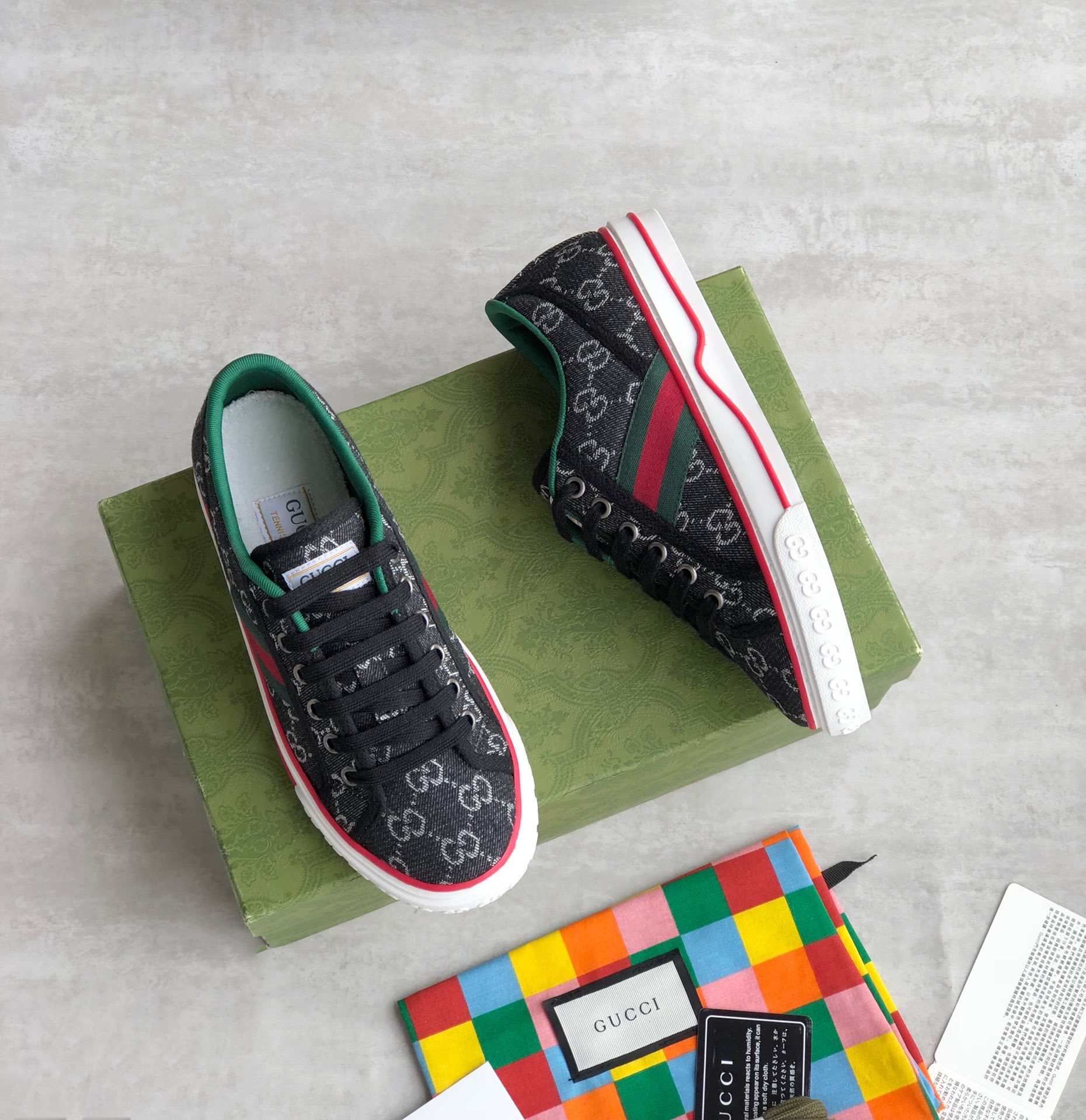 Gucci Classic Leather Sneakers/Flat Shoes