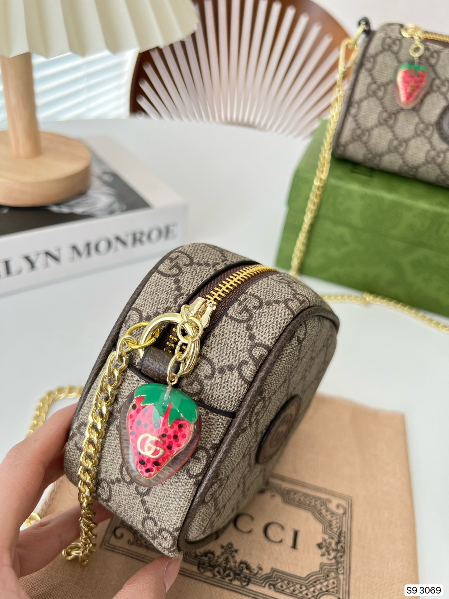 Gucci Classic Print Square Chain Bag