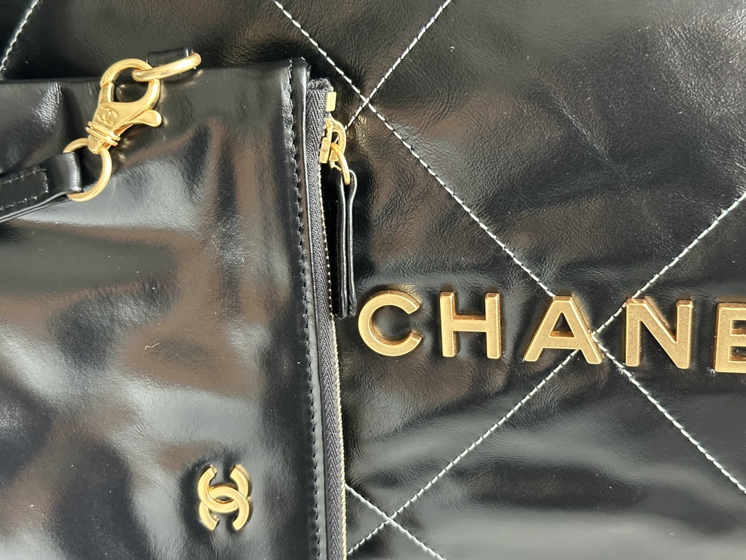 Chanel 22 Small Calfskin Bag