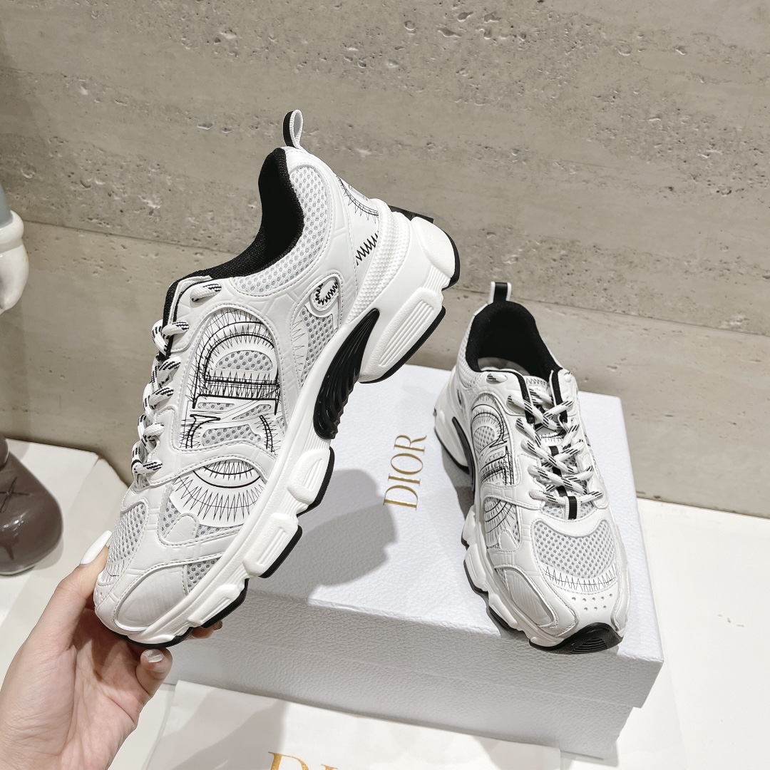 Dior Chrono: The New Casual Running Sneaker