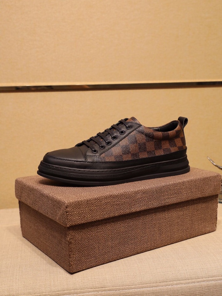 Gucci Vintage Sneakers