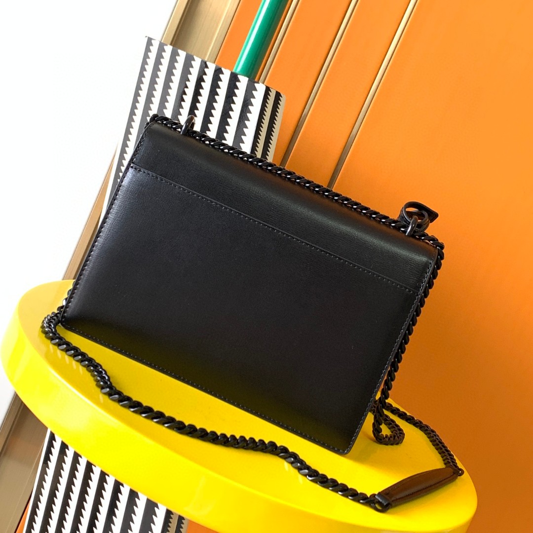 Saint Laurent Classic Chain Shoulder/Crossbody Bag for Women in Black