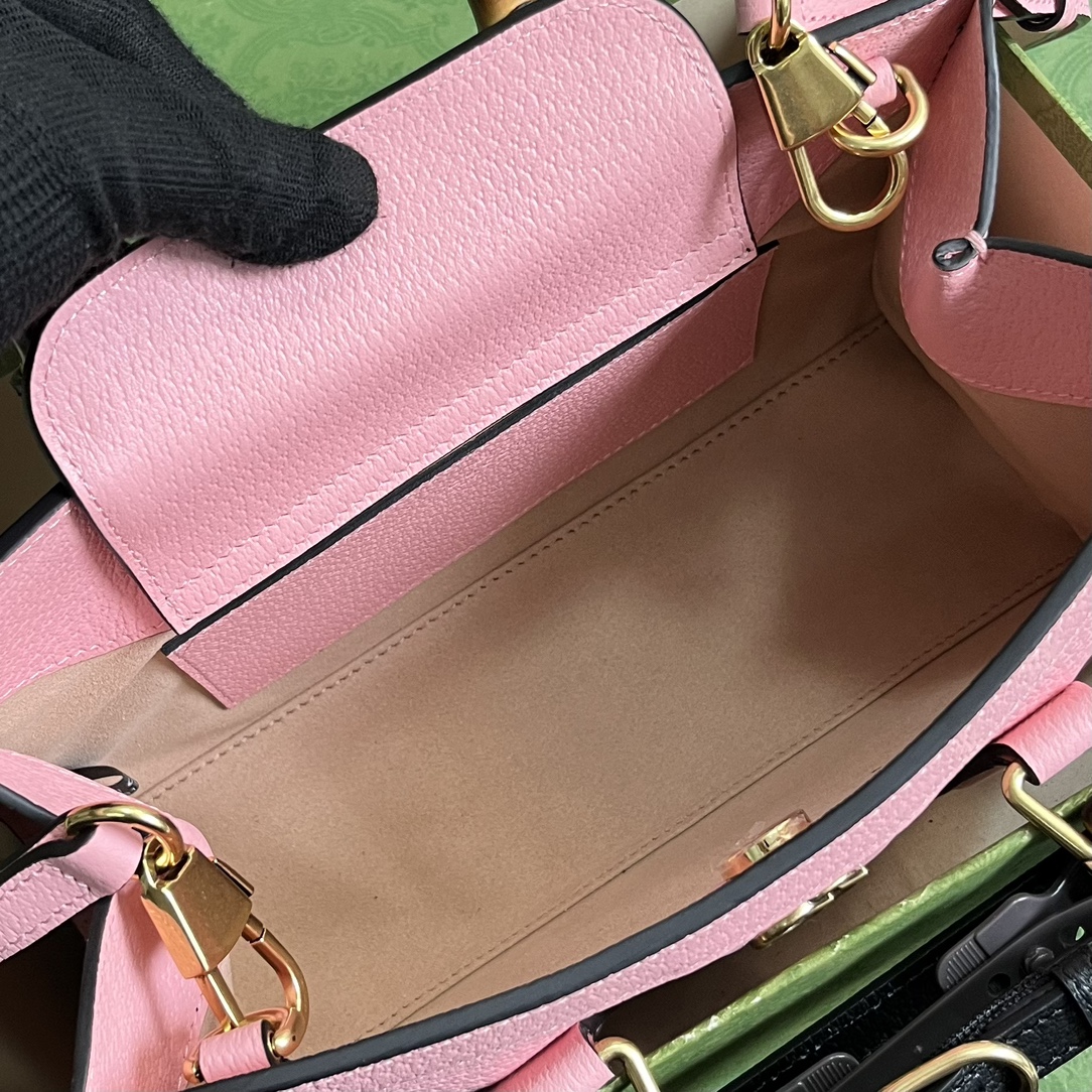 Gucci Elegant Pink Leather Crossbody & Handbag