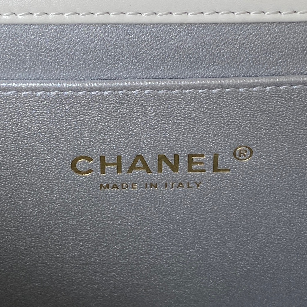 Chanel Elegant Lambskin Crossbody Bag