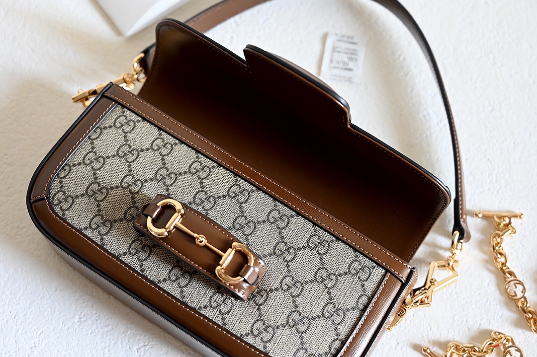 Gucci Classic Print Underarm Bag / Shoulder Bag