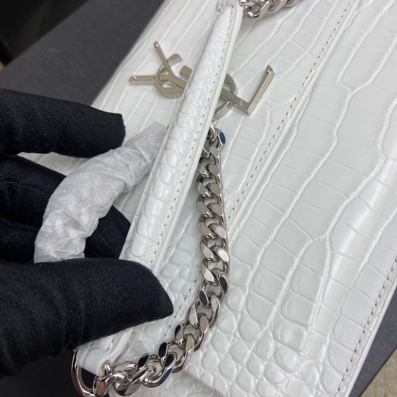 Saint Laurent Classic Chain Shoulder/Crossbody Bag in White for Women