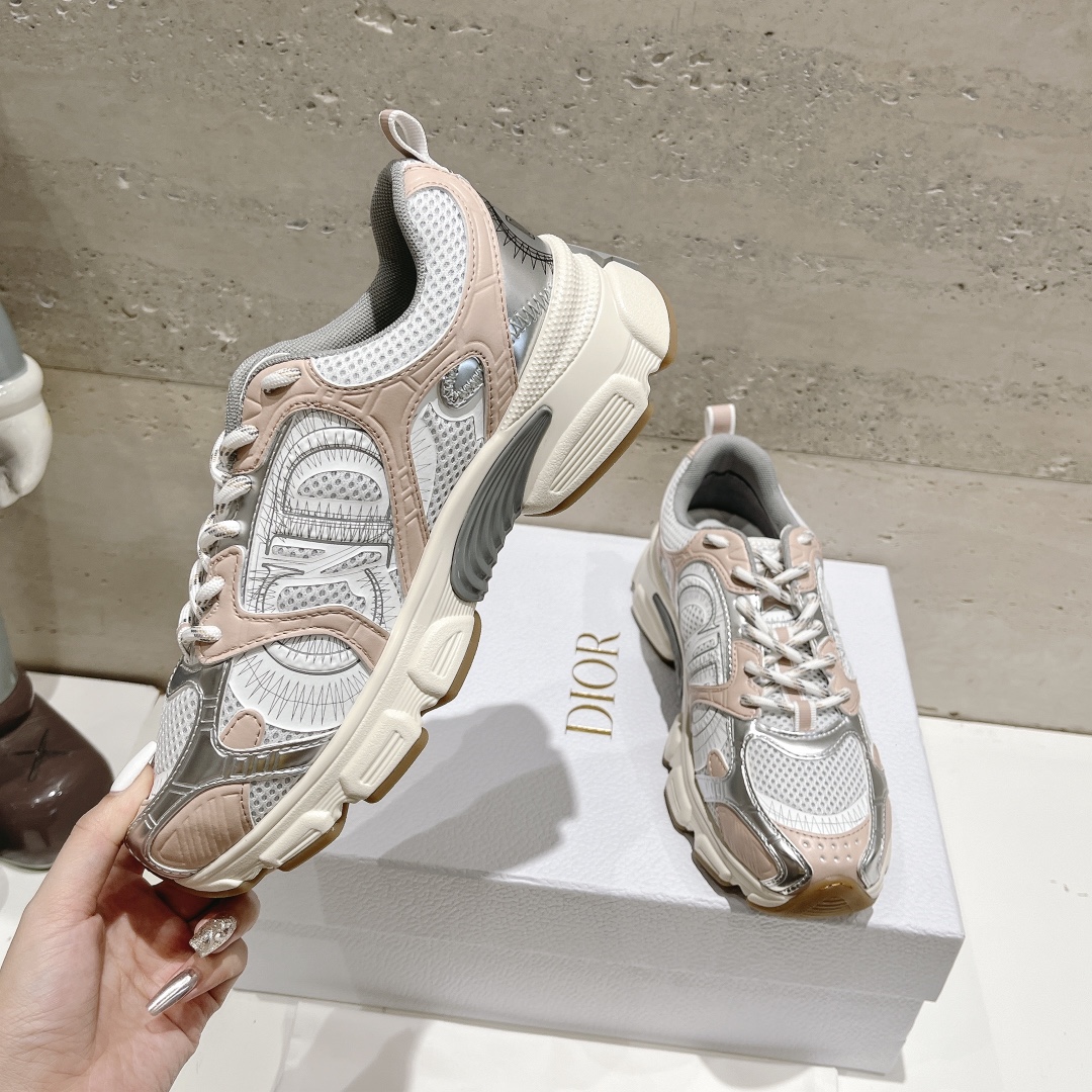 Dior Chrono: The New Casual Running Sneaker