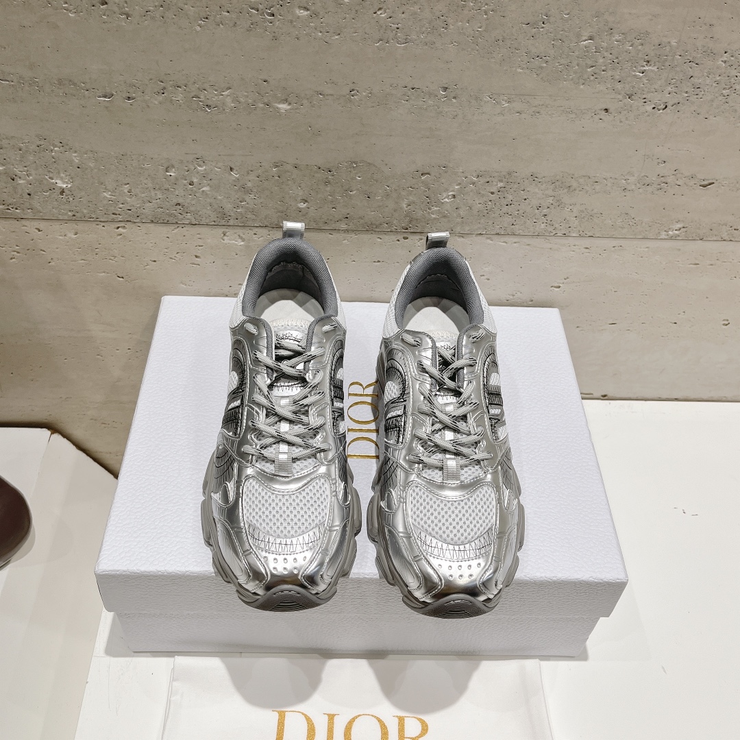 Dior Chrono: The New Casual Running Sneaker