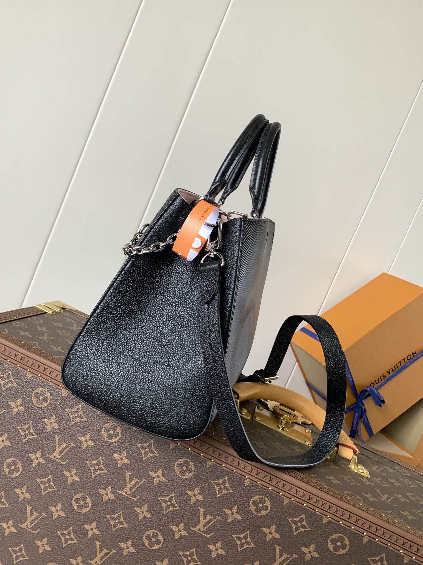 LV Marelle Tote Medium Handbag in Top-Grain Leather