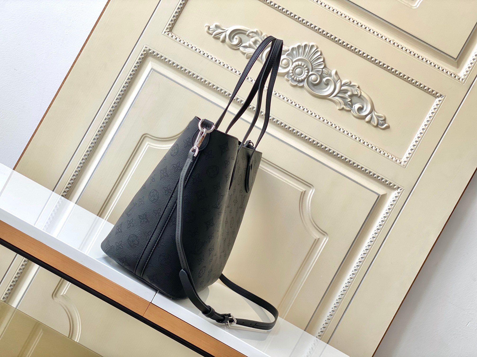 Louis Vuitton Classic Leather Tote Bag