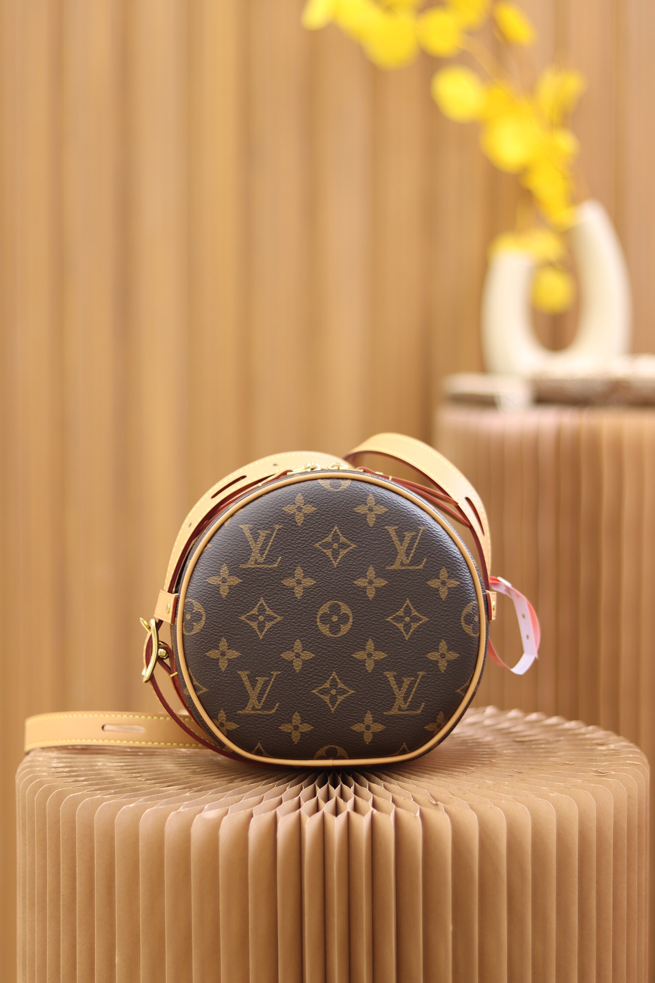 Louis Vuitton Classic Vintage-Inspired Round Bag