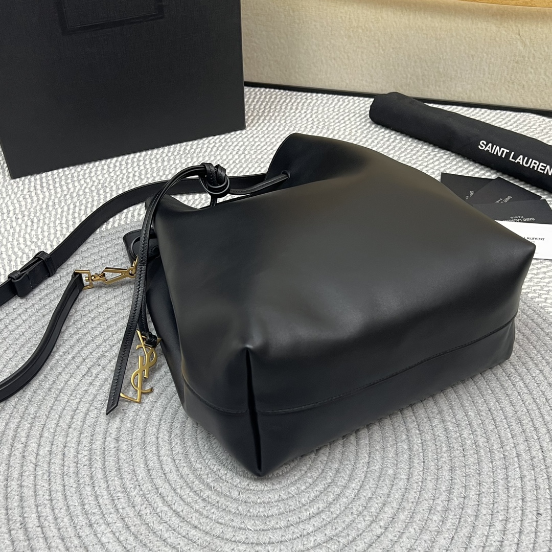 Saint Laurent AW24 PARIS VII POCHON New Style