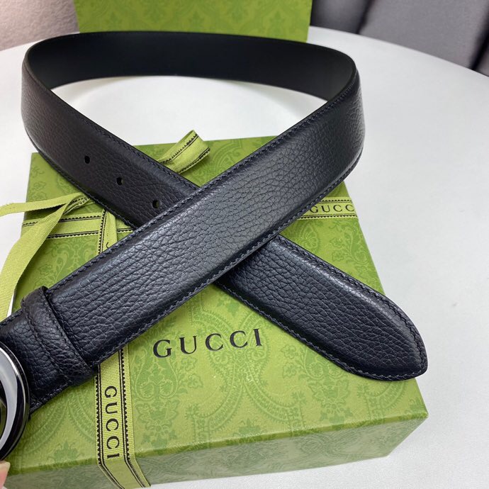 GUCCI Classic Leather Belt