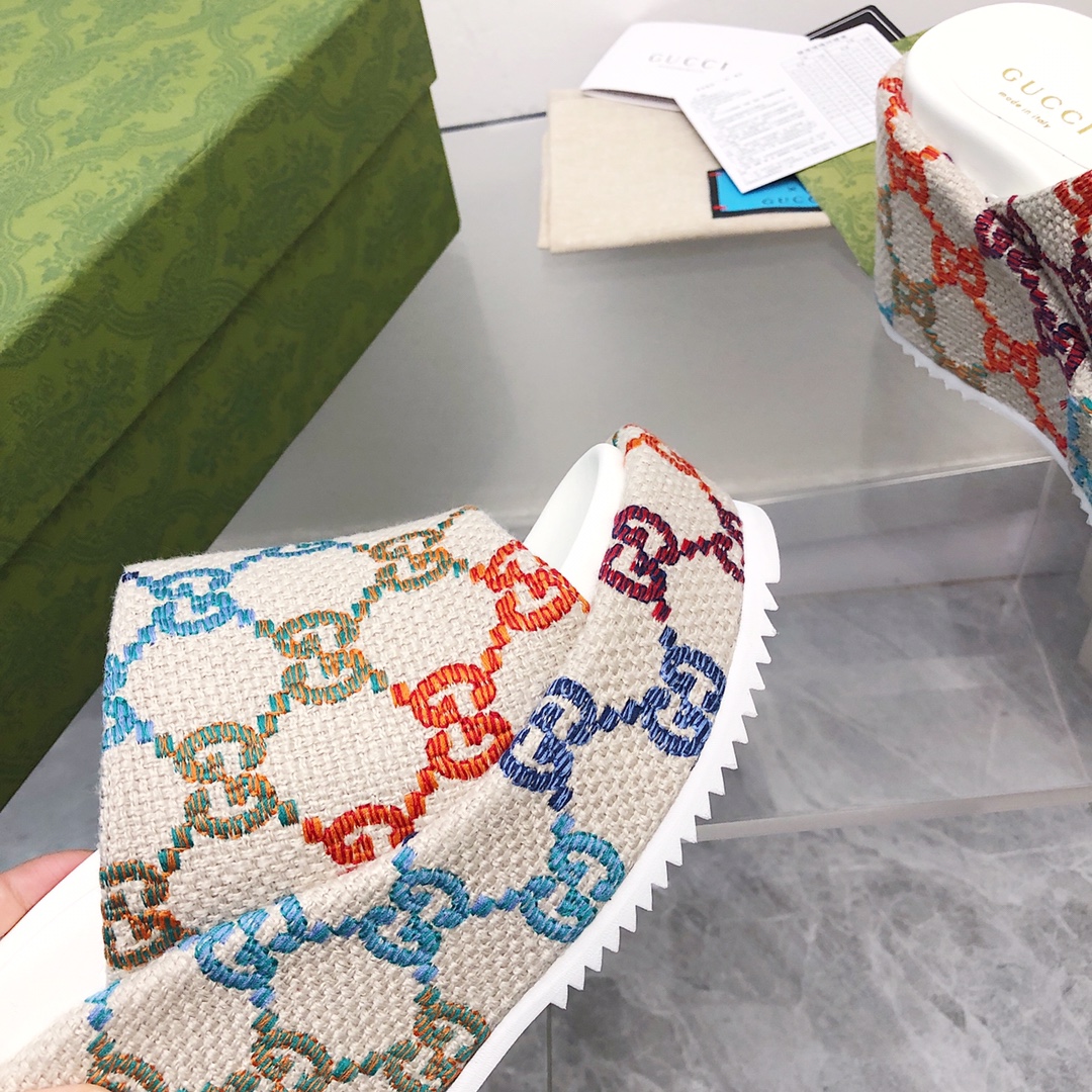 Gucci Thick-Soled Platform Slippers