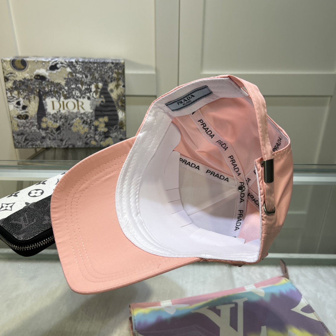 PRADA Re-Nylon Cap