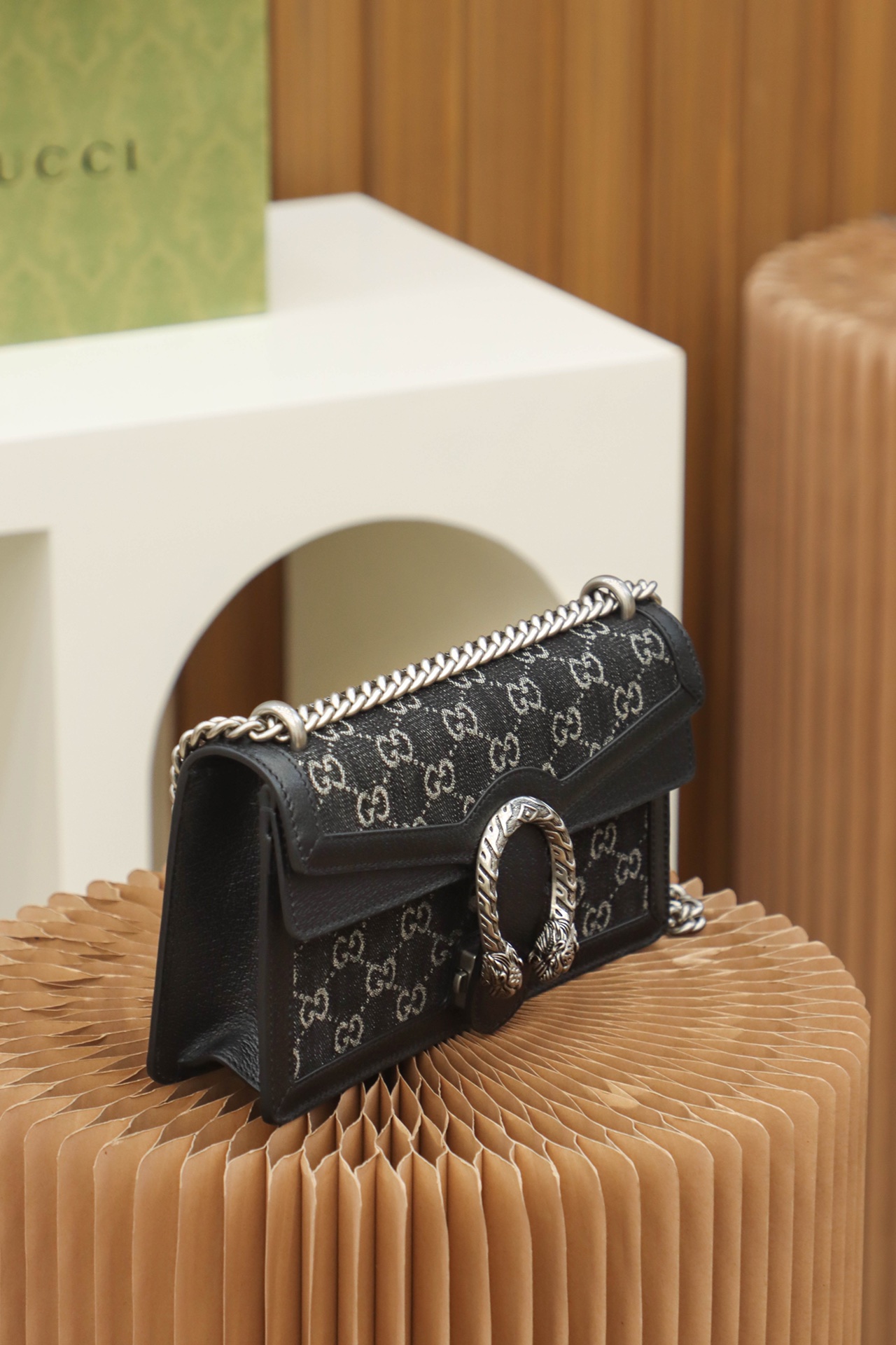 Gucci First-Layer Cowhide Crossbody/Shoulder Bag