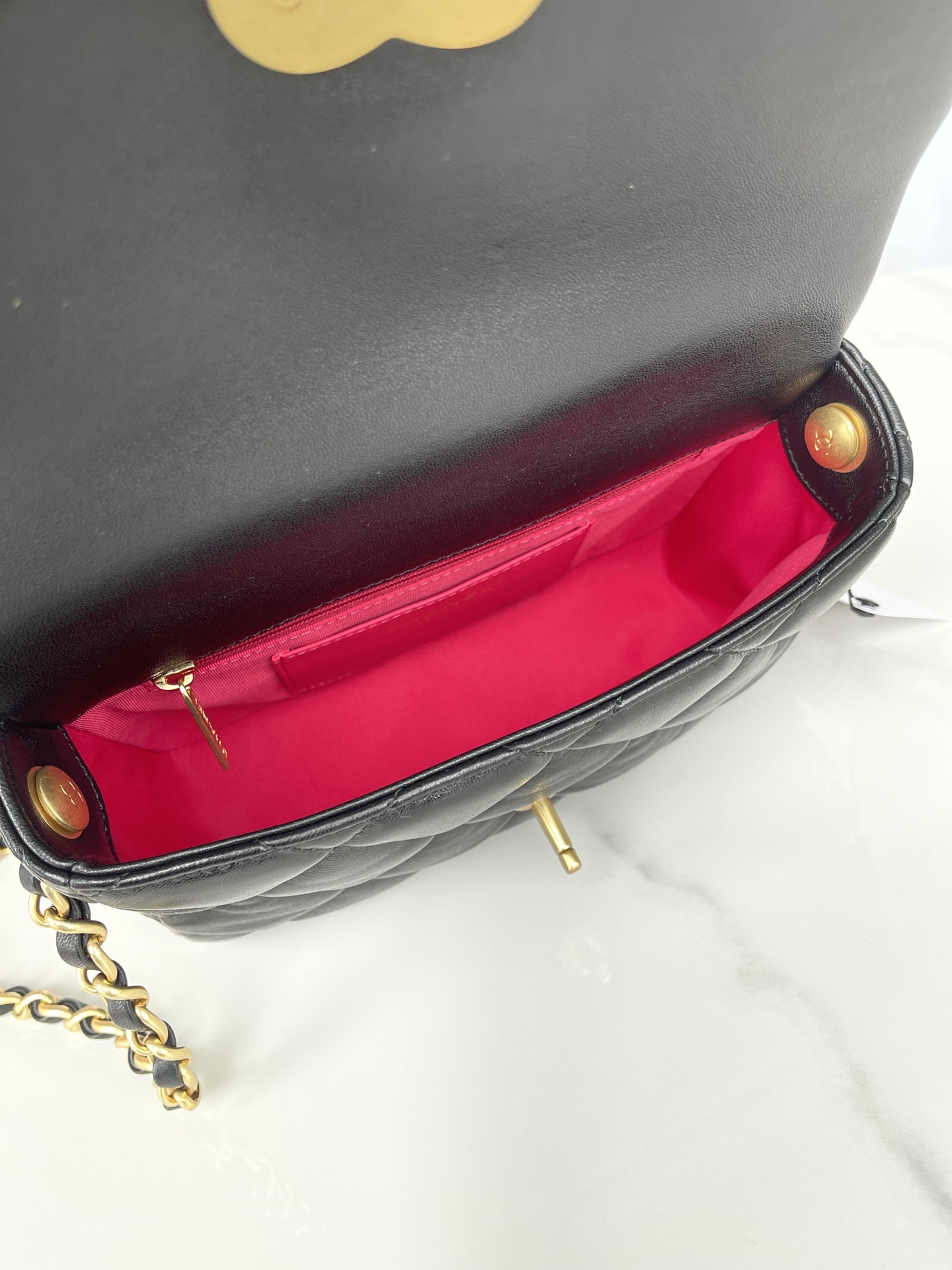 Chanel Cracked Grainy Leather Crossbody Bag