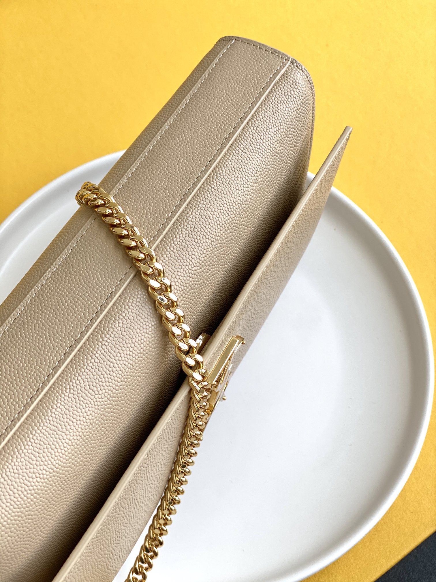 Saint Laurent Classic Chain Shoulder/Crossbody Bag for Women