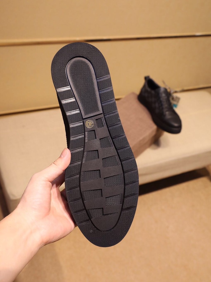 Gucci Vintage Sneakers