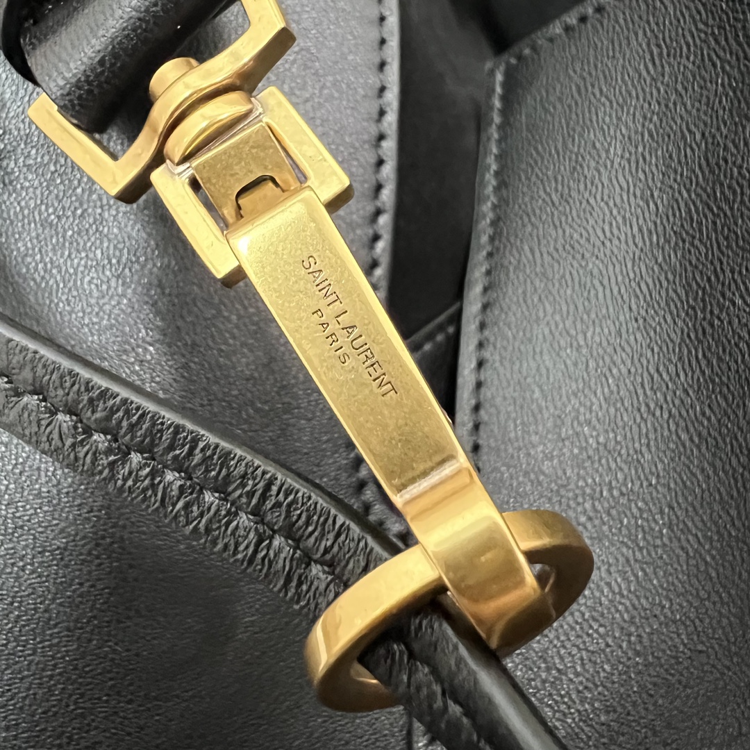 Saint Laurent AW24 PARIS VII POCHON New Style