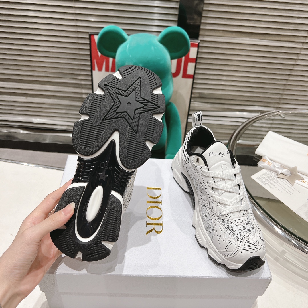 Dior Chrono Sneakers
