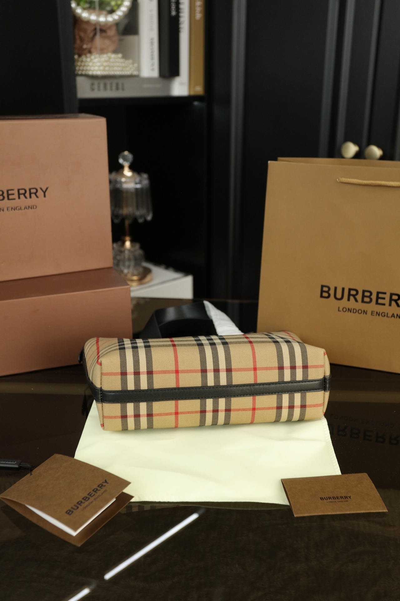 Burberry Tote Bag Shopping Bag Handbag