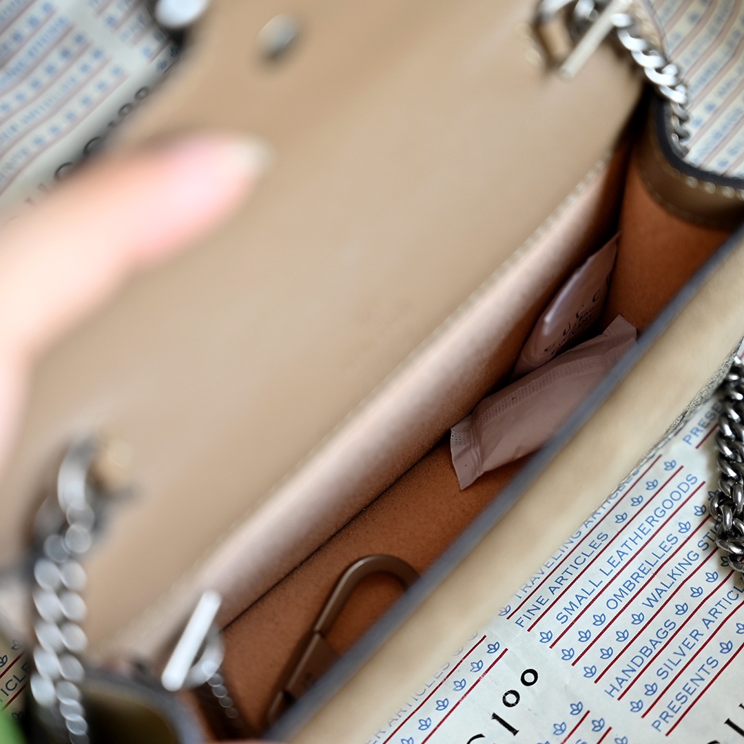 Gucci Classic Rich-Tone Leather Crossbody/Shoulder Bag