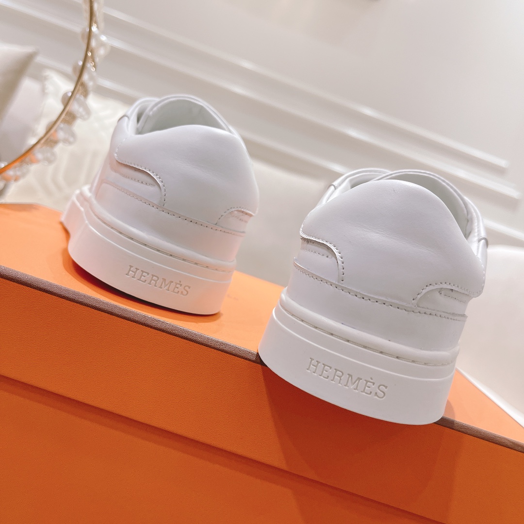 Hermès Latest Kelly Buckle White Sneakers Flat Shoe