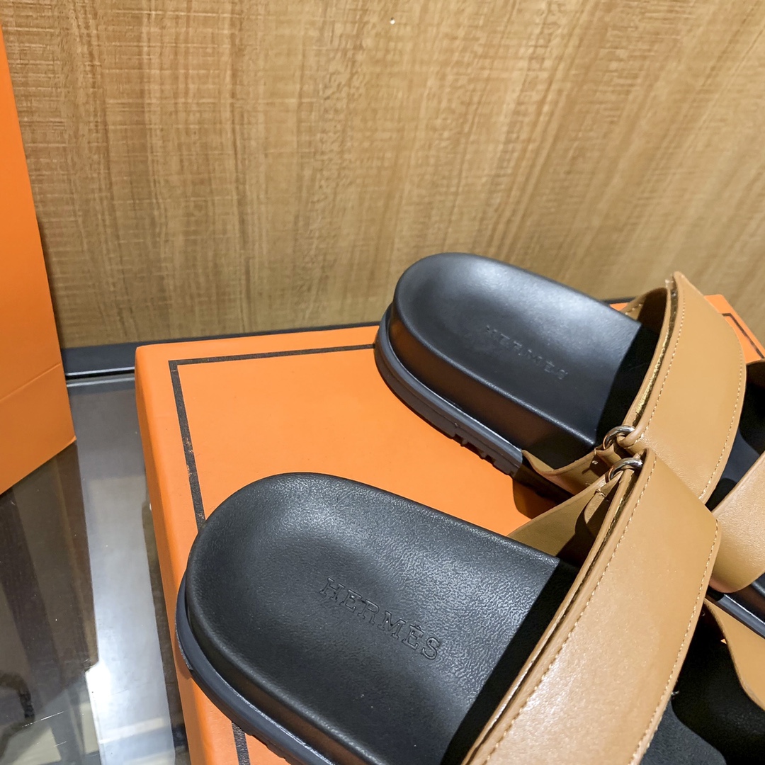 Hermès Classic H Logo Slip-On Sandals