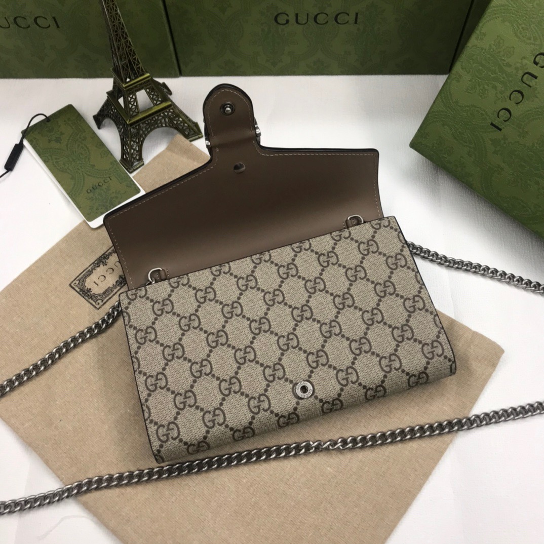 Gucci Vintage Monogram Chain Small Bag