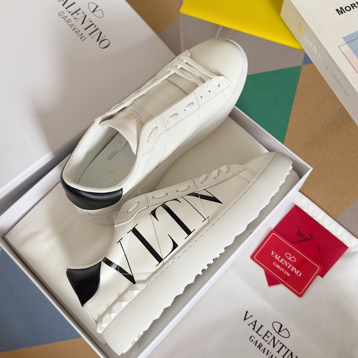 Valentino Rockstud Untitled Spike White Sneakers