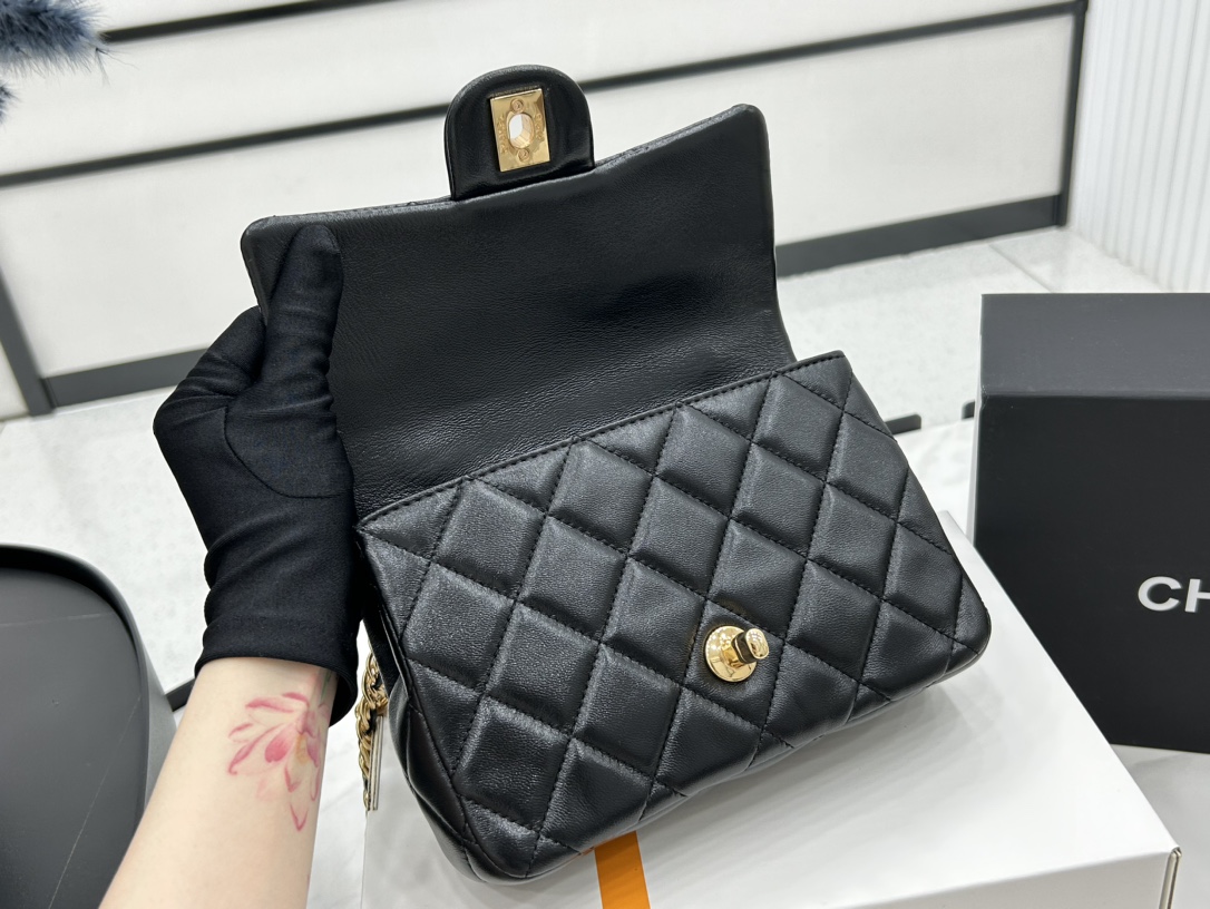 Chanel Classic Elegant Lambskin Crossbody Bag