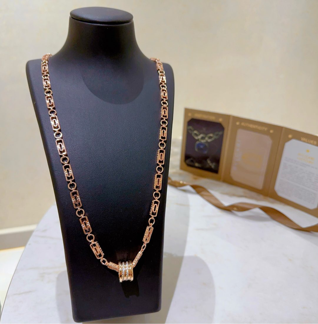 BVLGARI Divas' Dream Necklace