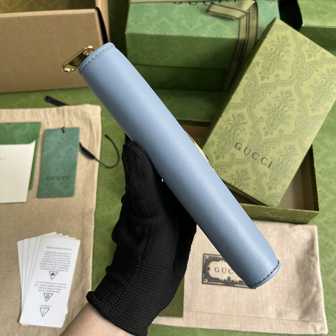 Gucci Classic Leather Clutch Bag