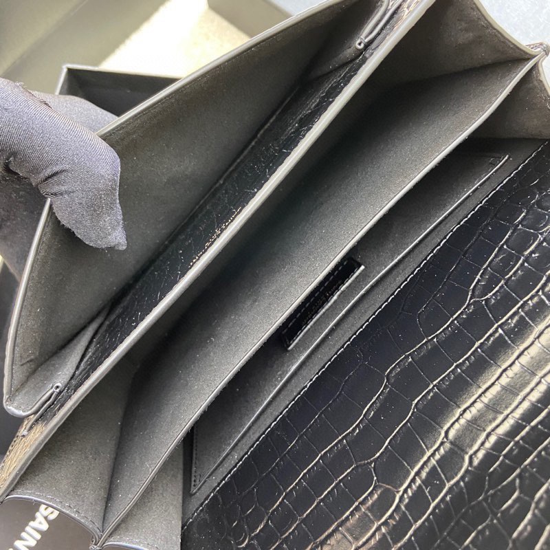 Saint Laurent Classic Chain Shoulder/Crossbody Bag for Women