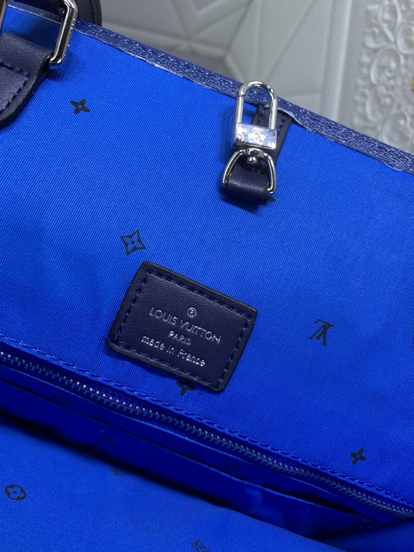 Louis Vuitton Classic Fashionable Tote Bag