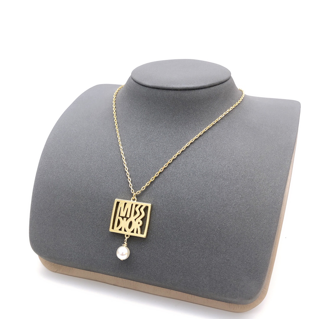 Dior Square Polished Necklace