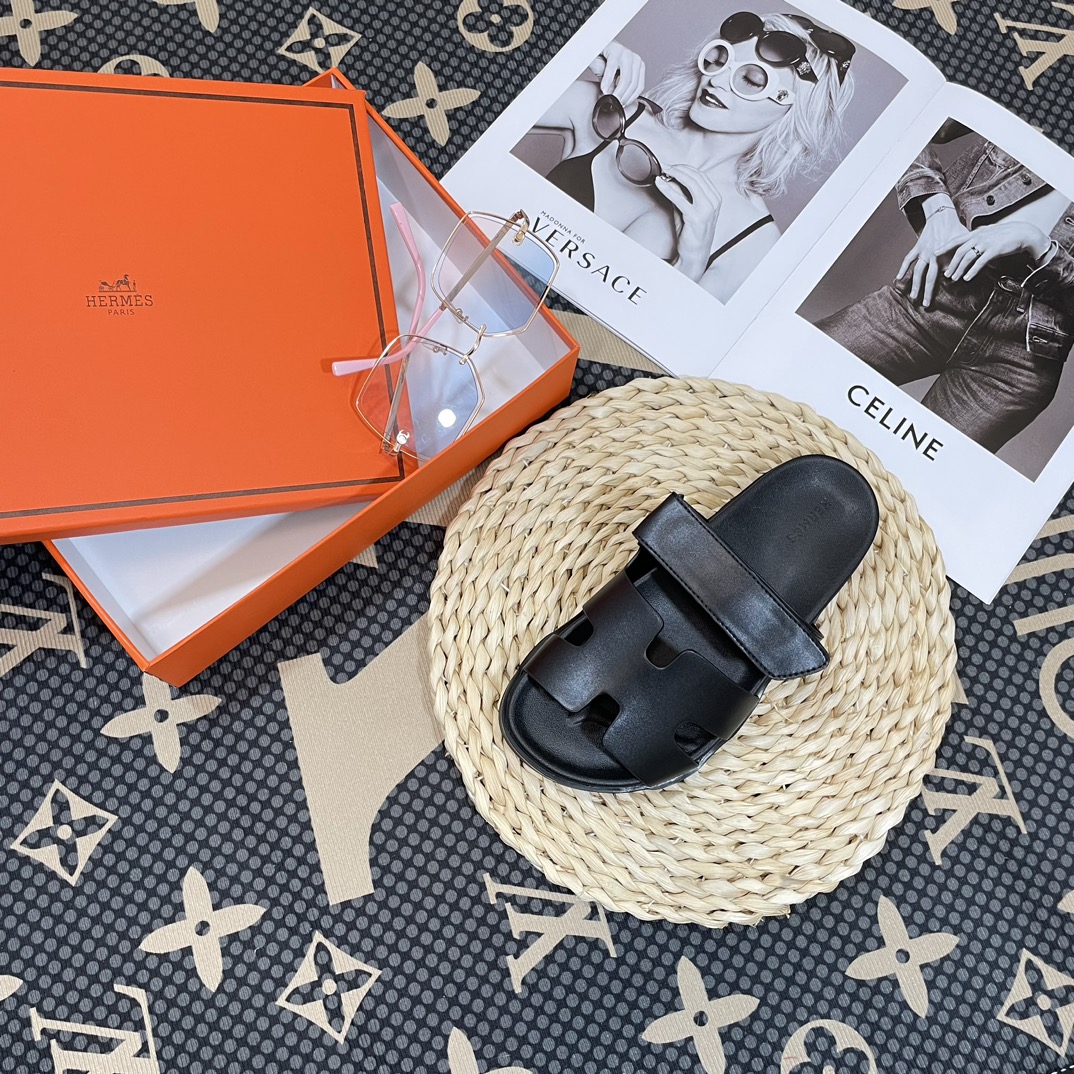 Hermès Semi-Enclosed Slippers