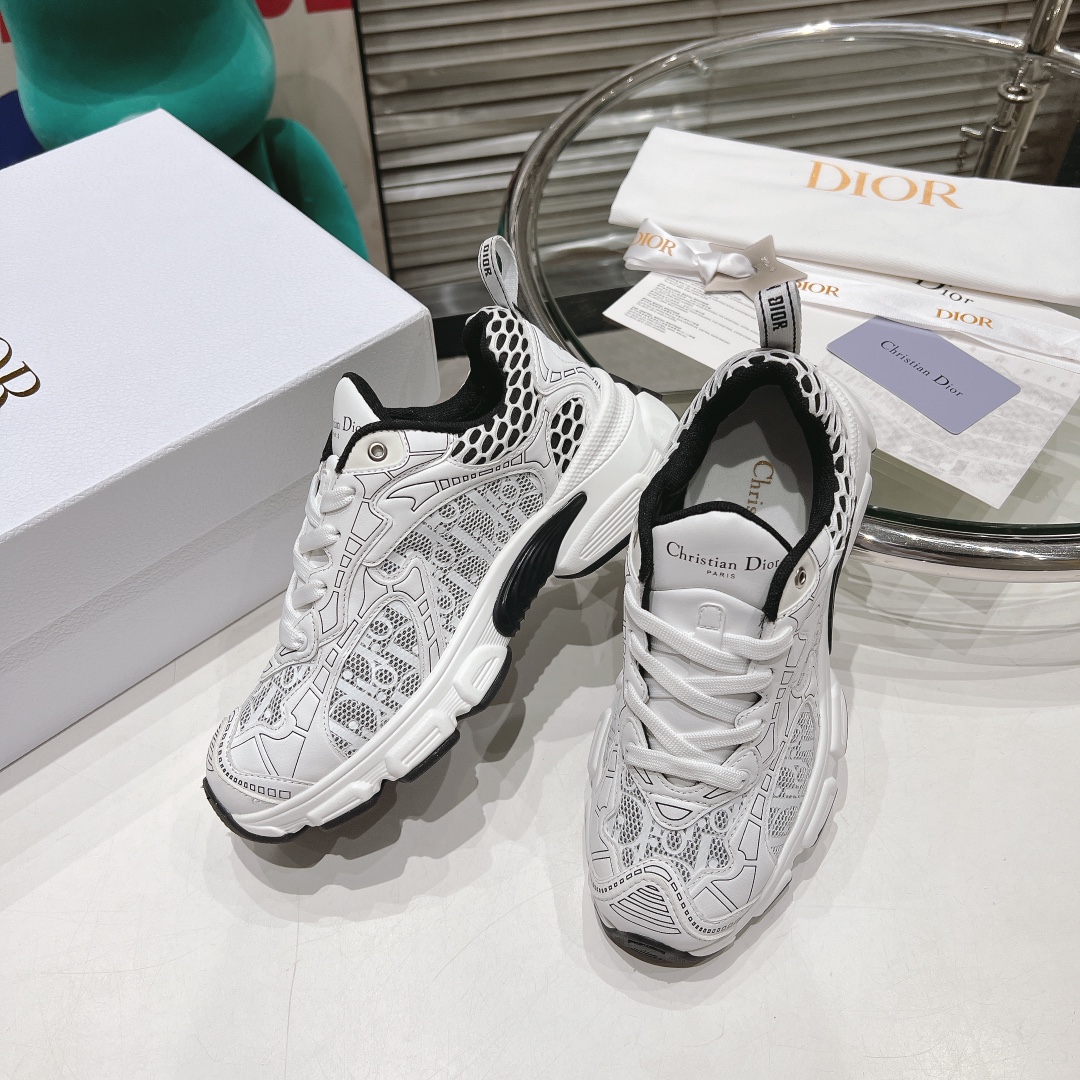 Dior Chrono Sneakers