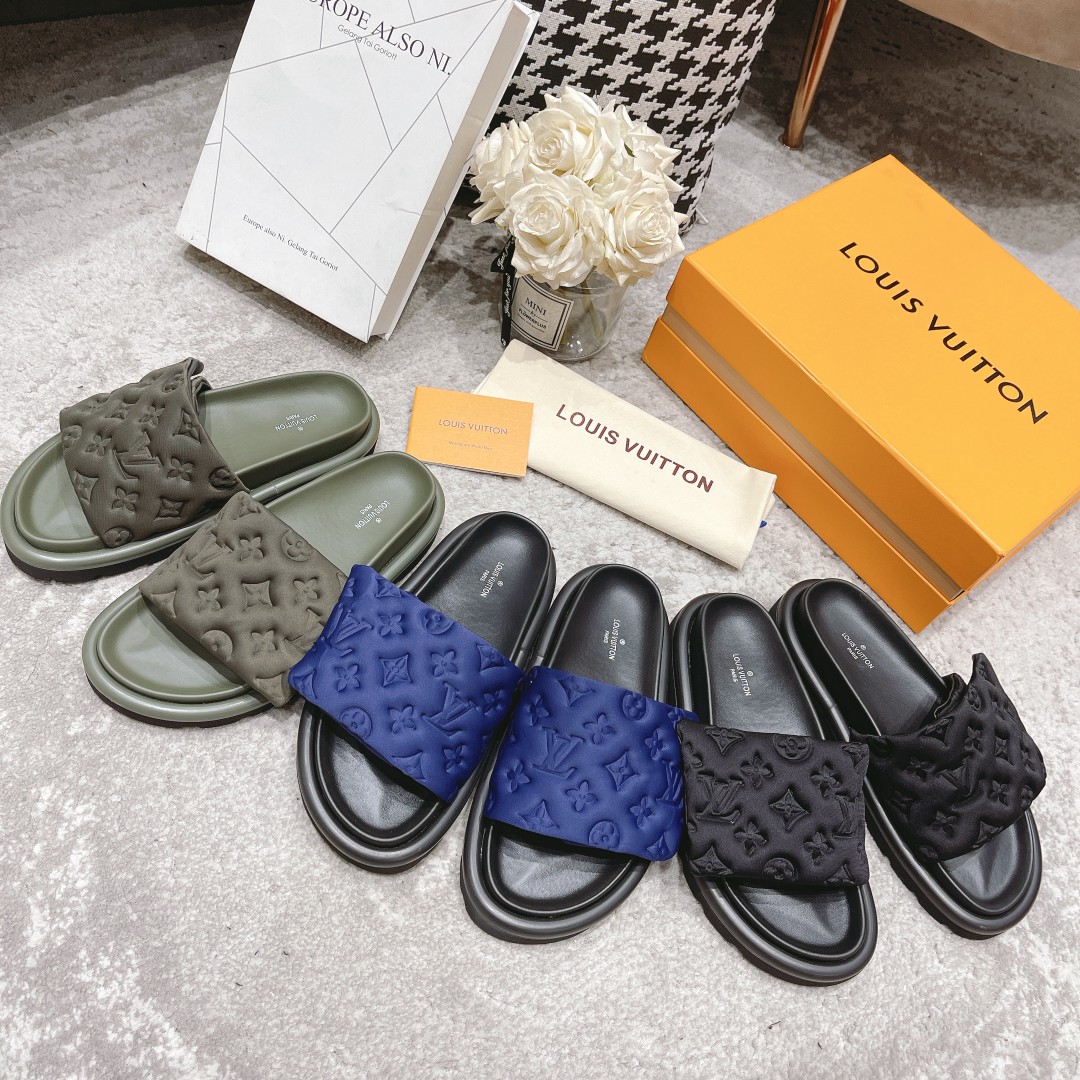 LV Fashionable Classic Versatile Leather Slippers