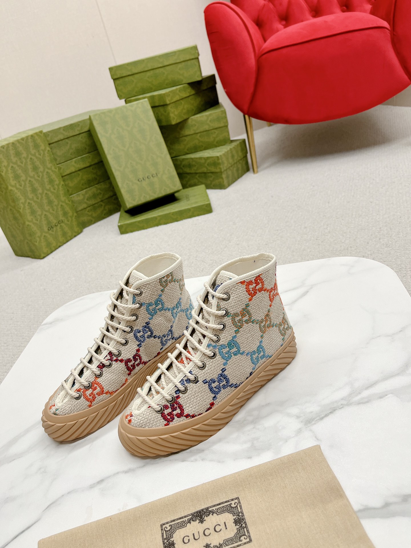 Gucci Classic Leather Sneakers/Flat Shoes